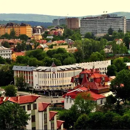 In The Center * Truskavec