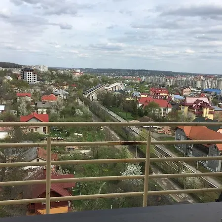 In The Center Truskawiec