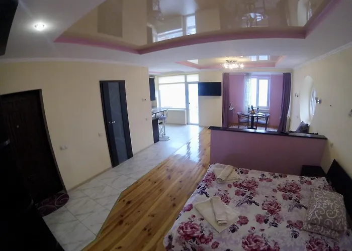 In The Center Apartment *